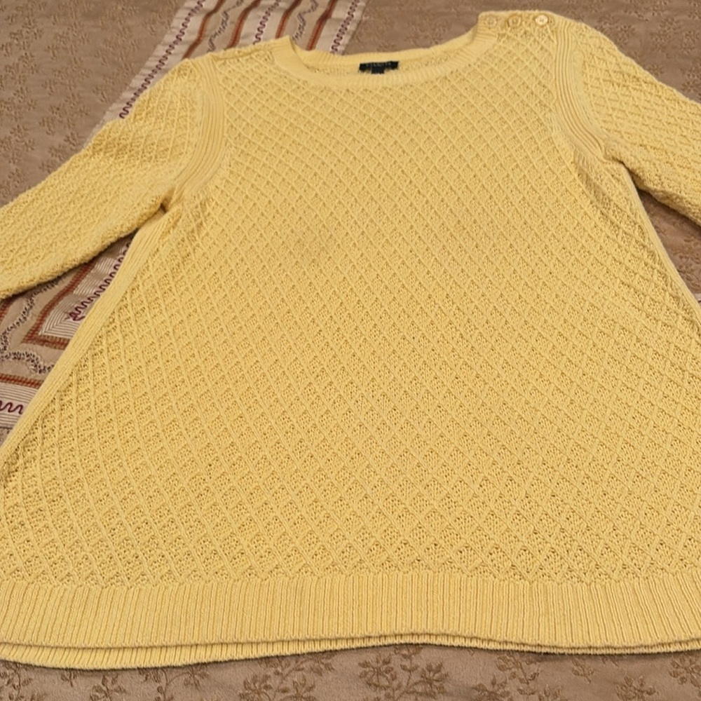 Talbots Yellow Crew Neck Sweater Cozy Knit Design, cotton, machine washable, LP